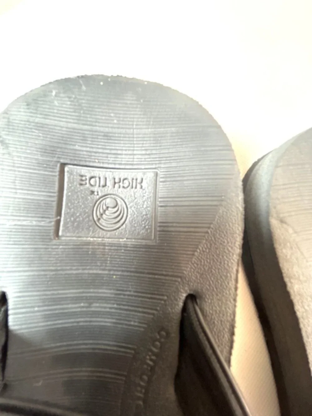 High Tide Girls Flip Flops Black Size 2